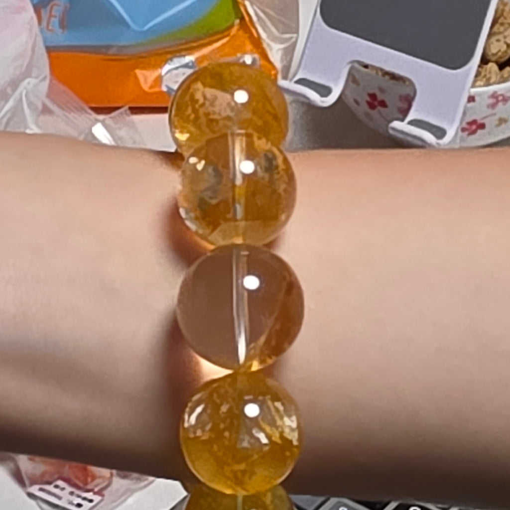 【 靈貓之眼-大店長 毛毛特選 】18mm至尊老礦黃膠花水晶手串（玻璃全淨體/黃金鳳凰爆花/強效招財/18cm大圍數）