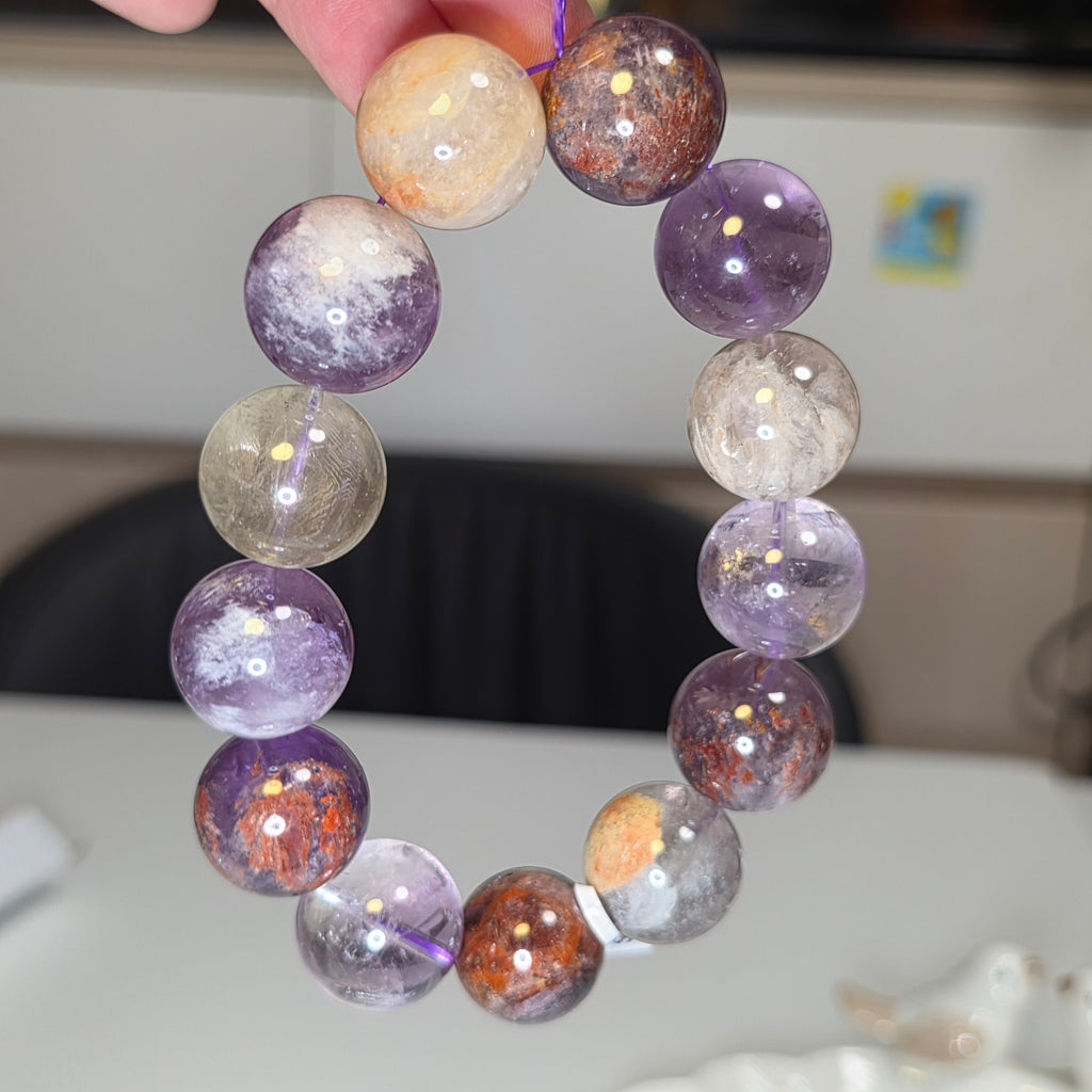 【 Spirit Cat's Eye - Manager Piggy's Select 】Natural Old Mine Purple Phantom Quartz Bracelet | 19mm Rare Oversized Beads・18cm Large Wrist Size