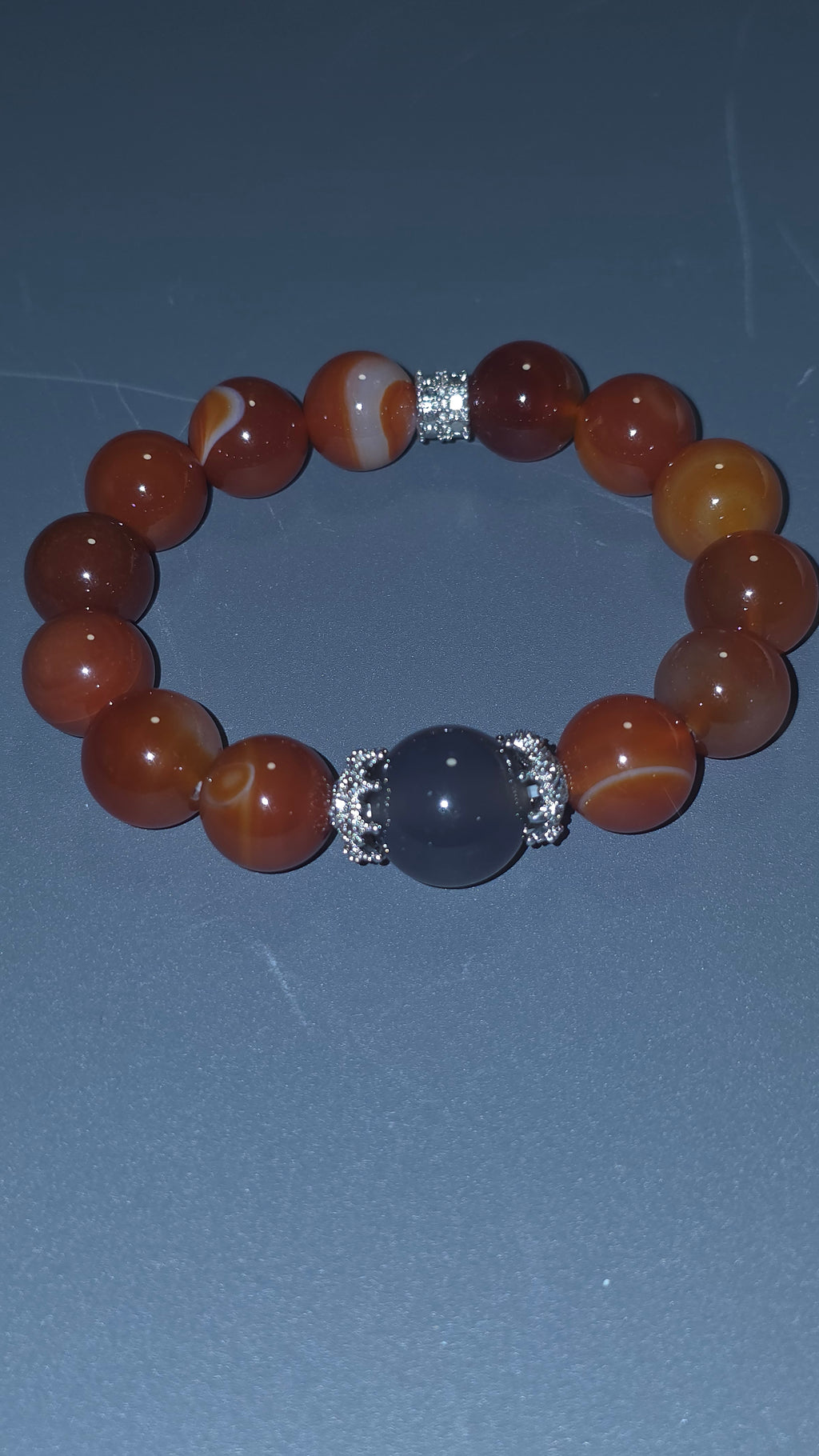 瑪瑙寶藏手鍊|色彩繽紛手環|心靈的平靜|12mm・18cm

Multi-Agate Bracelet | Colours of Harmony | HK$580